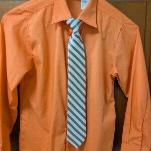 Boy's dress shirt with matching clip-on time, size 8